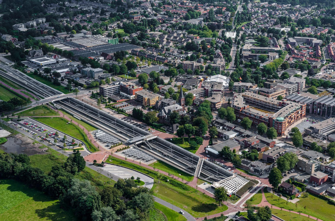 Luchtfoto van Nijverdal, de vestigingsplaats van In Waerde